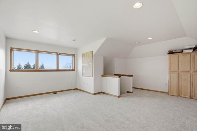 2 BREEZY KNL, Lititz, PA 17543