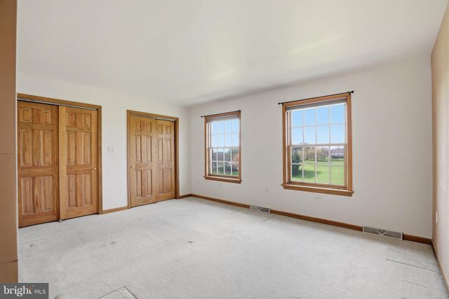 2 BREEZY KNL, Lititz, PA 17543