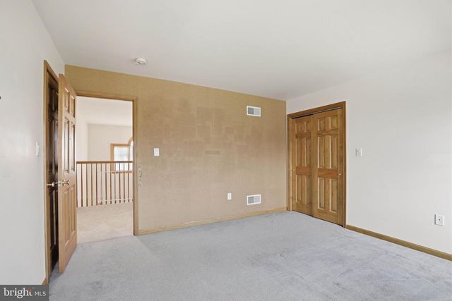 2 BREEZY KNL, Lititz, PA 17543