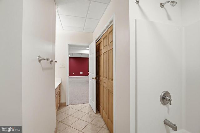 2 BREEZY KNL, Lititz, PA 17543