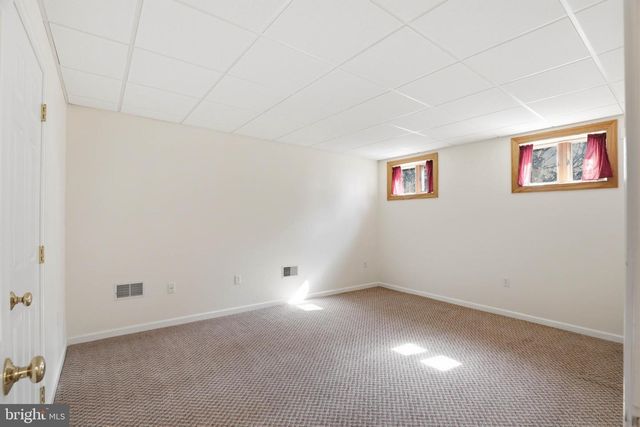 2 BREEZY KNL, Lititz, PA 17543
