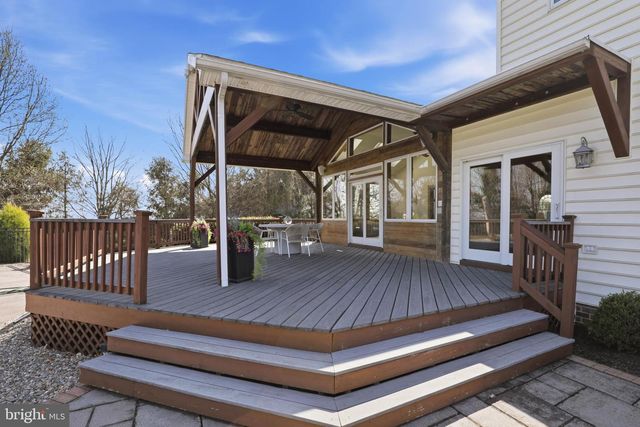 2 BREEZY KNL, Lititz, PA 17543