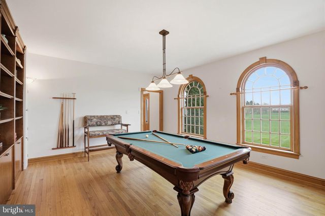 2 BREEZY KNL, Lititz, PA 17543