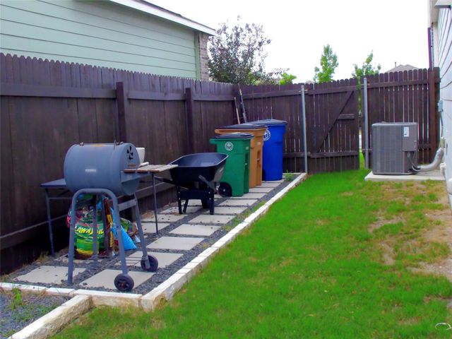 10629 Sunday DR, Austin, TX 78747