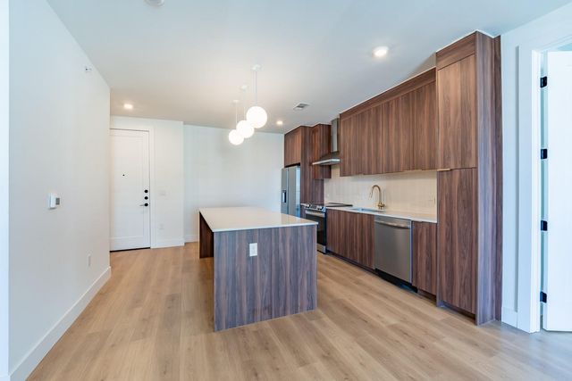 1701 Simond Ave 611, Austin, TX 78723