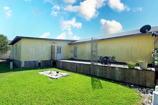 204 Ledet Drive, Thibodaux, LA 70301