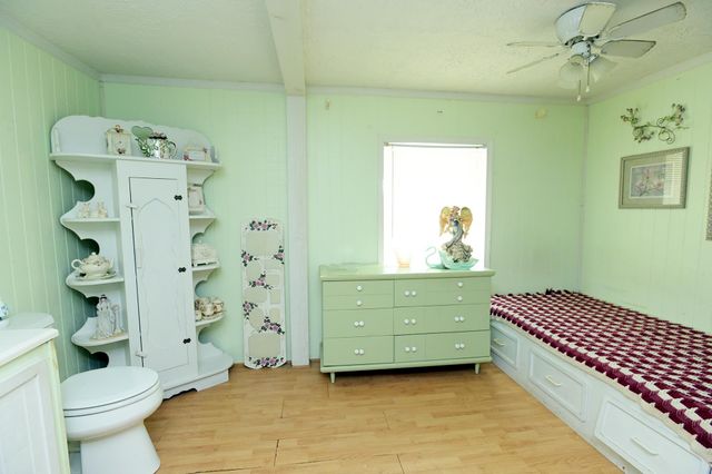 204 Ledet Drive, Thibodaux, LA 70301