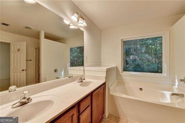 222 Ledgewood Mill Way, Lawrenceville, GA 30045