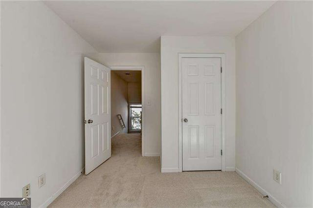 222 Ledgewood Mill Way, Lawrenceville, GA 30045