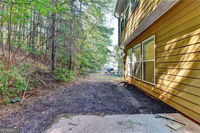 222 Ledgewood Mill Way, Lawrenceville, GA 30045
