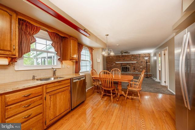 101 BIDDLE DR, Exton, PA 19341