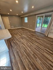1107 N PEGRAM ST, Alexandria, VA 22304