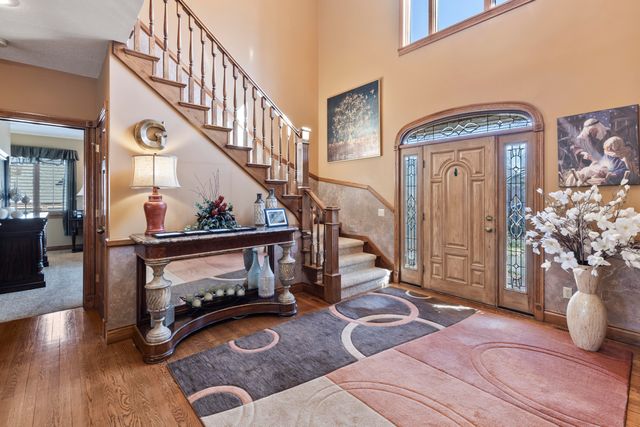 810 Hampton Place Road, Monett, MO 65708