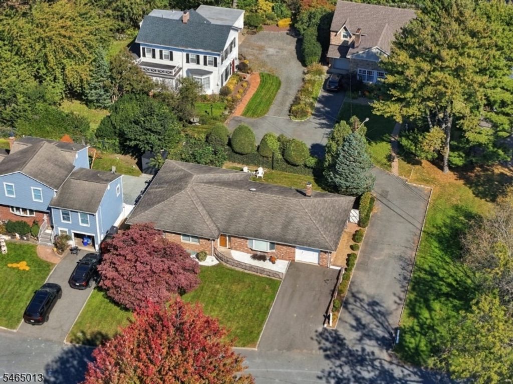 66 Enclosure St, Nutley Twp., NJ 07110 — photo 3