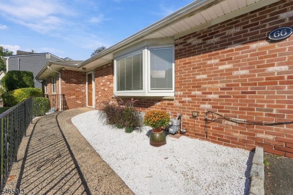 66 Enclosure St, Nutley Twp., NJ 07110 — photo 4