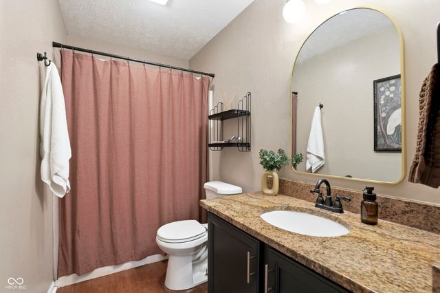 21383 Candlewick Road, Noblesville, IN 46062