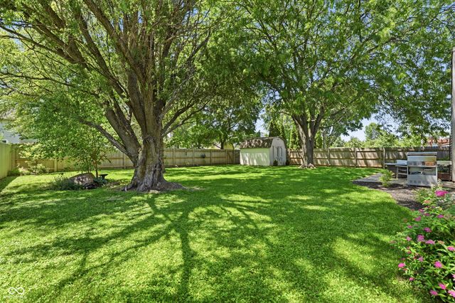 21383 Candlewick Road, Noblesville, IN 46062