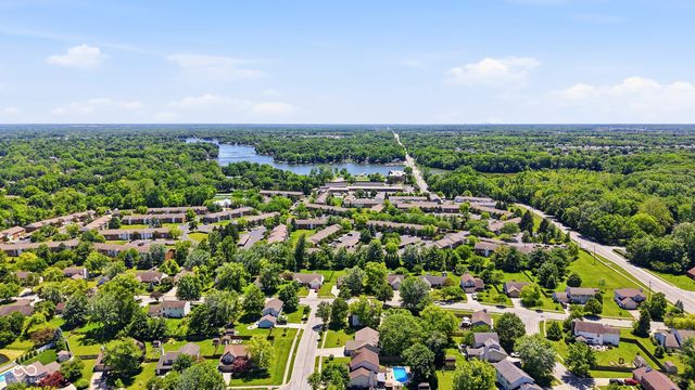 21383 Candlewick Road, Noblesville, IN 46062