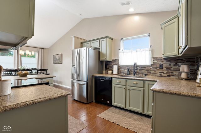 21383 Candlewick Road, Noblesville, IN 46062