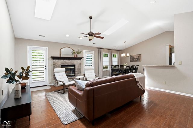 21383 Candlewick Road, Noblesville, IN 46062