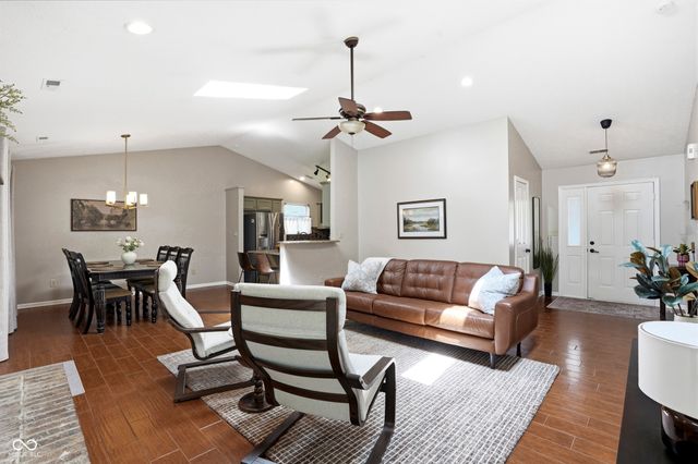 21383 Candlewick Road, Noblesville, IN 46062