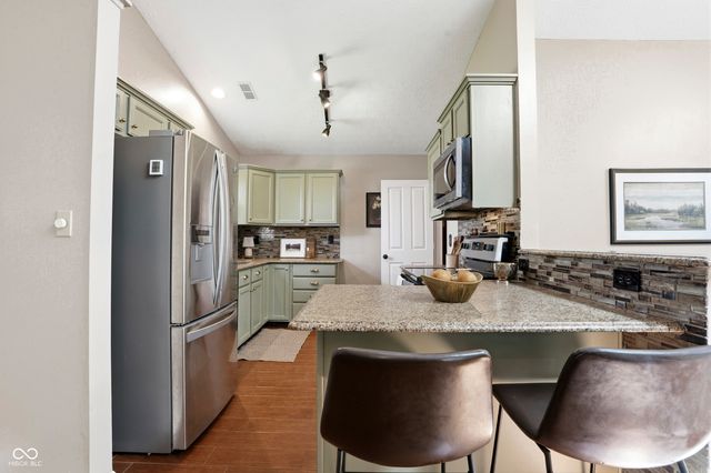 21383 Candlewick Road, Noblesville, IN 46062