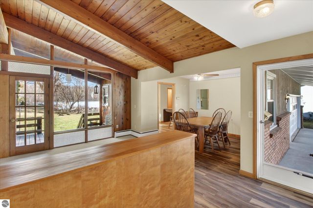 901 Riverview, Alma, MI 48801