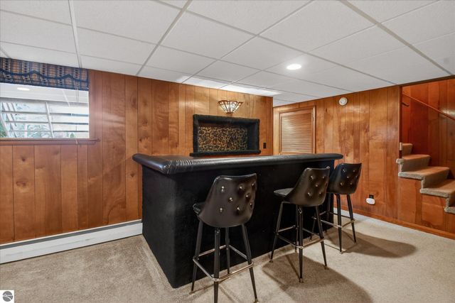 901 Riverview, Alma, MI 48801