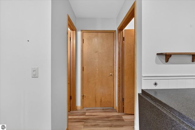 901 Riverview, Alma, MI 48801