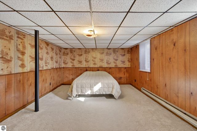 901 Riverview, Alma, MI 48801