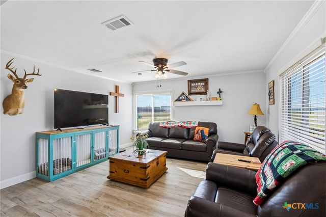 201 Pheasant Drive, Victoria, TX 77905