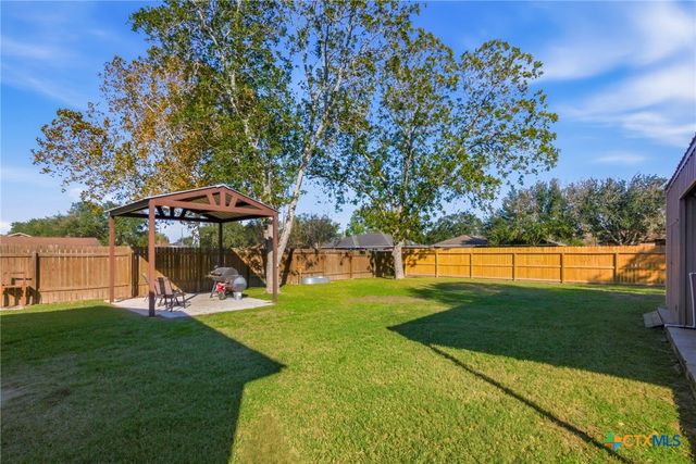 201 Pheasant Drive, Victoria, TX 77905