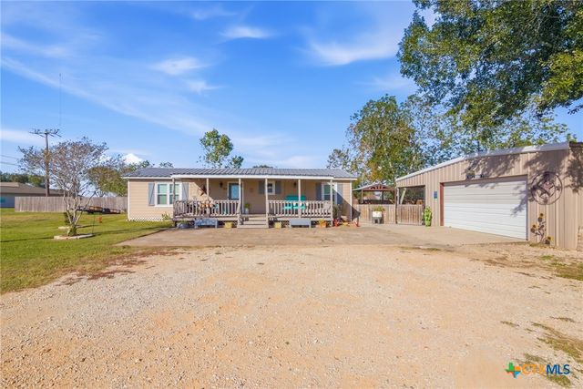 201 Pheasant Drive, Victoria, TX 77905