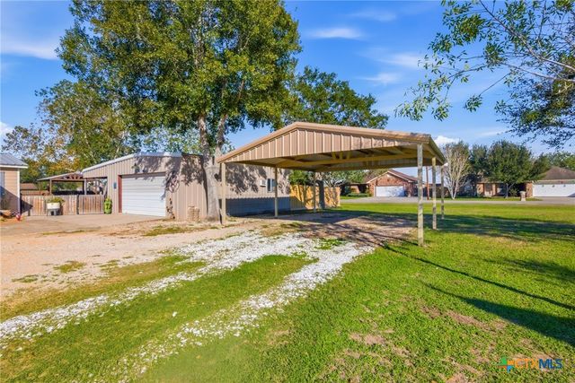 201 Pheasant Drive, Victoria, TX 77905