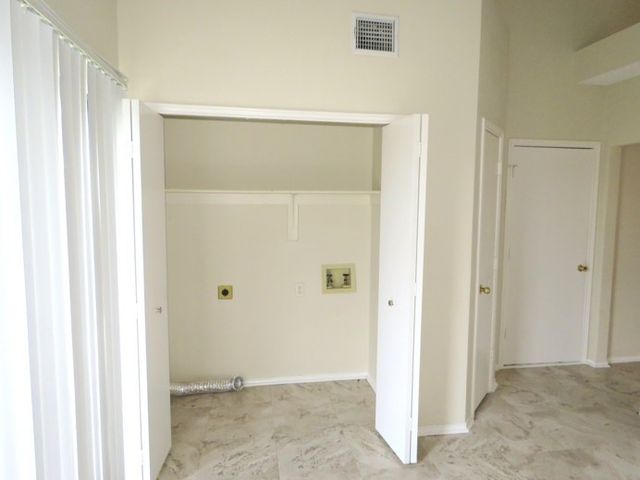 2240 Arbor Creek Drive, Carrollton, TX 75010