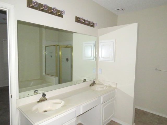 2240 Arbor Creek Drive, Carrollton, TX 75010