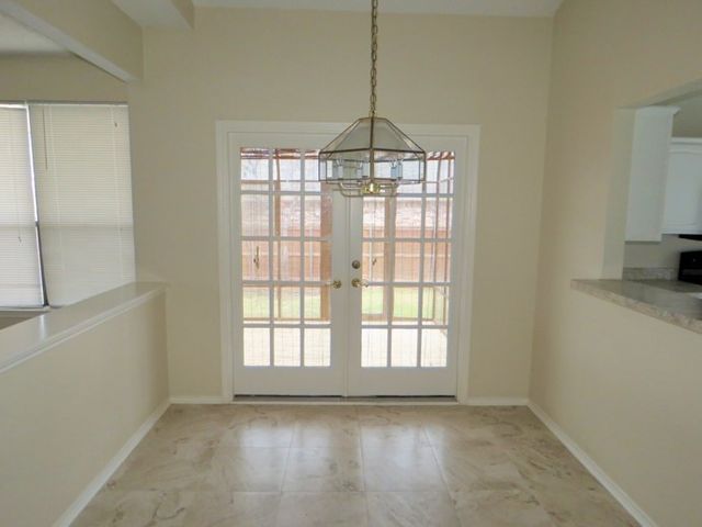 2240 Arbor Creek Drive, Carrollton, TX 75010