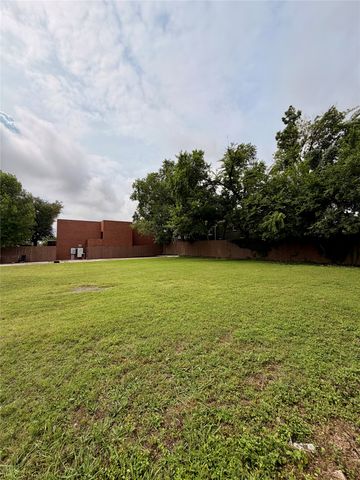 4422 Swiss Avenue, Dallas, TX 75204