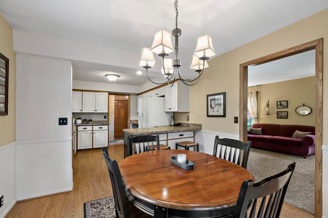 1020 W 107th Street, Bloomington, MN 55431