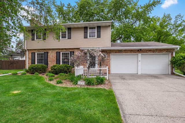 1020 W 107th Street, Bloomington, MN 55431