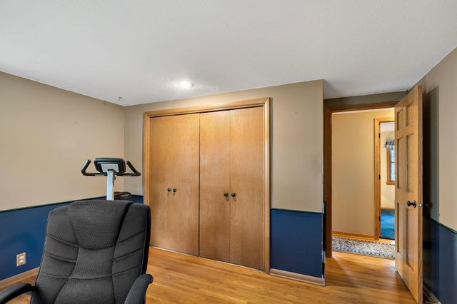 1020 W 107th Street, Bloomington, MN 55431