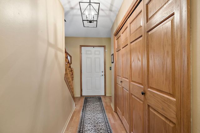 1020 W 107th Street, Bloomington, MN 55431