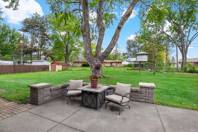 1020 W 107th Street, Bloomington, MN 55431