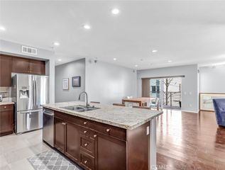 12922 Union 302, Hawthorne, CA 90250