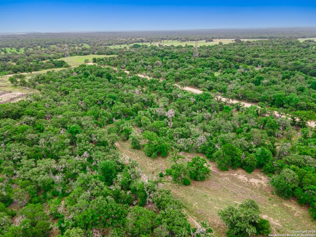 6193 County Road 434, Stockdale, TX 78160