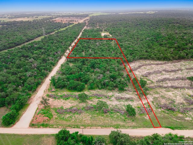 6193 County Road 434, Stockdale, TX 78160