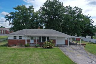 100 Marie Street, Bethalto, IL 62010