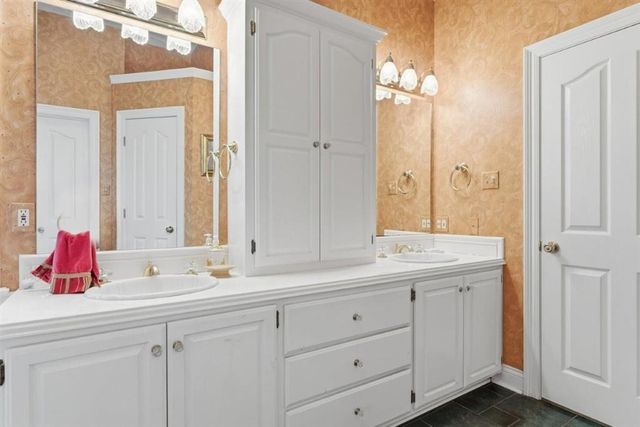 6159 Oak Leaf Lane, Lake Charles, LA 70605