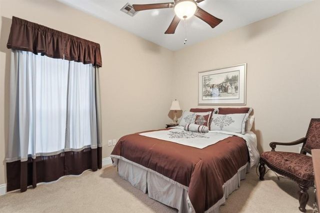 6159 Oak Leaf Lane, Lake Charles, LA 70605