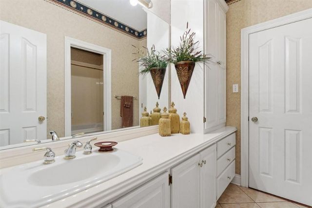 6159 Oak Leaf Lane, Lake Charles, LA 70605